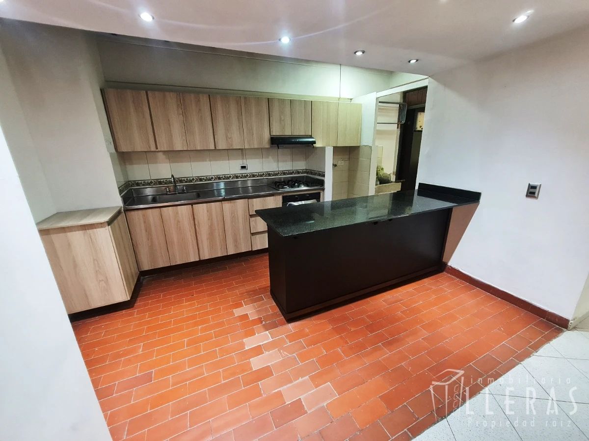 Apartamento en LA FRONTERA, MEDELLÍN — Arriendo